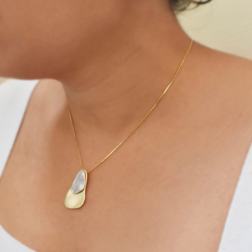 Collar gota doble